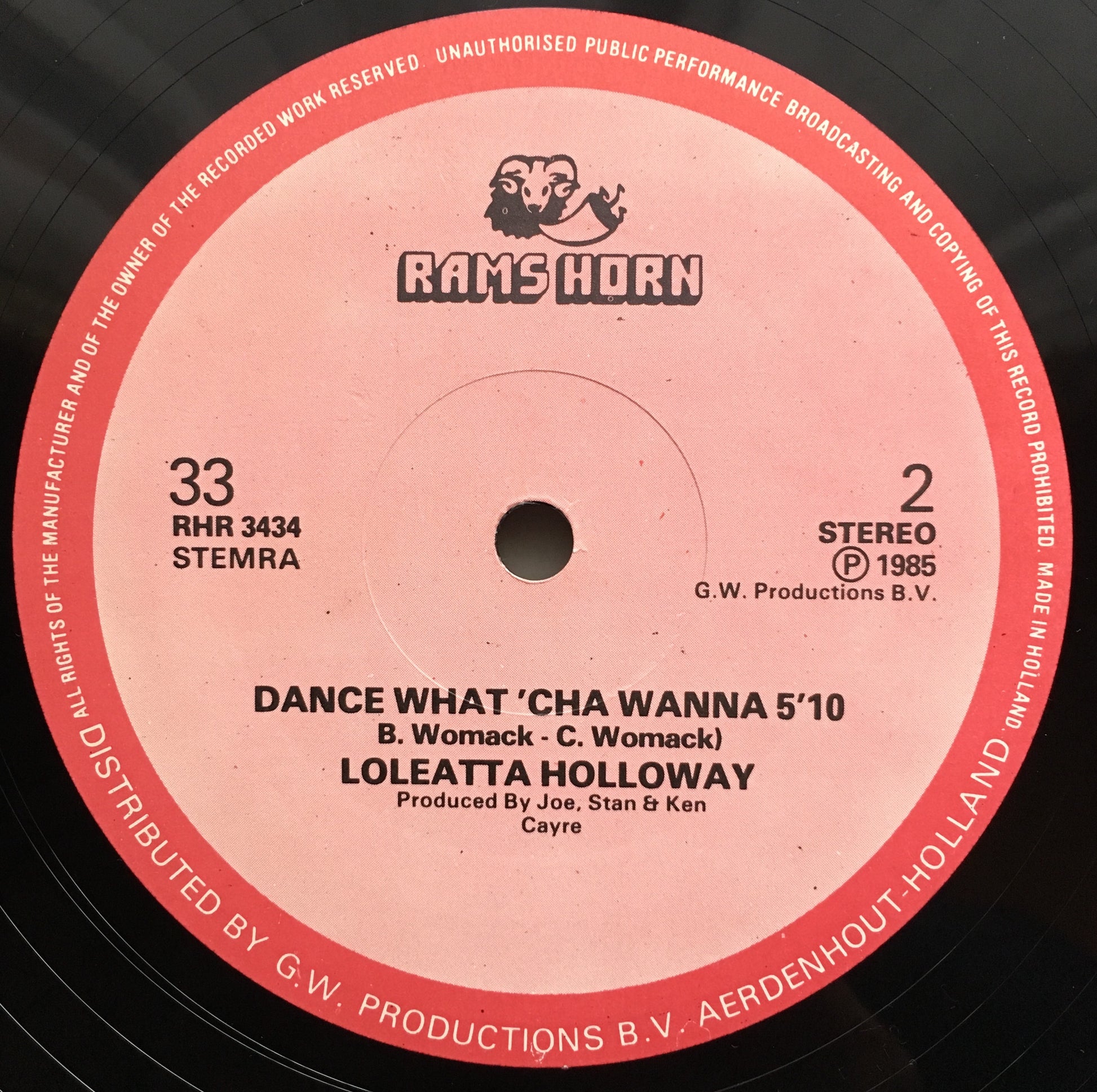 Loleatta Holloway – Hit And Run (Special R.E.M.I.X.E.D. Version) - monads records