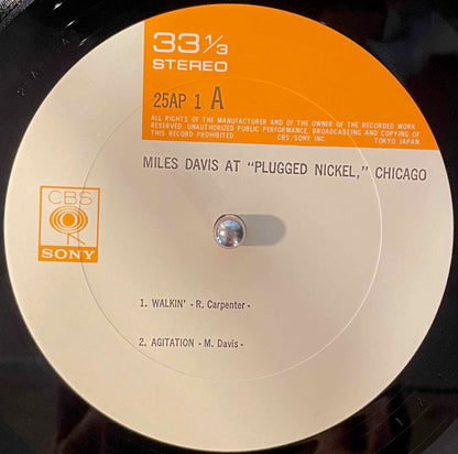 Miles Davis – Miles Davis At Plugged Nickel, Chicago LP label image front